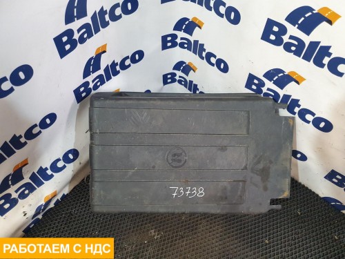 Крышка ящика АКБ